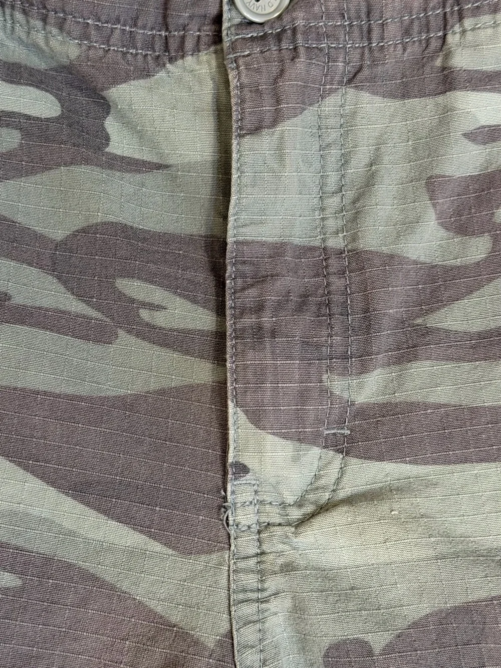 VINTAGE circa 1997 OLD NAVY VINTAGE CAMO CARGO SHORTS BOYS SIZE 12 BLUE UTILITY